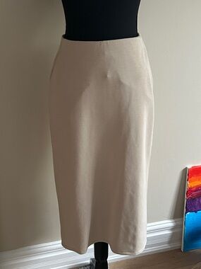 lululemon athletica  Mojave Tan Softstreme Pencil Skirt